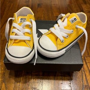 Classic Converse Low Top Chucks - Toddler 5